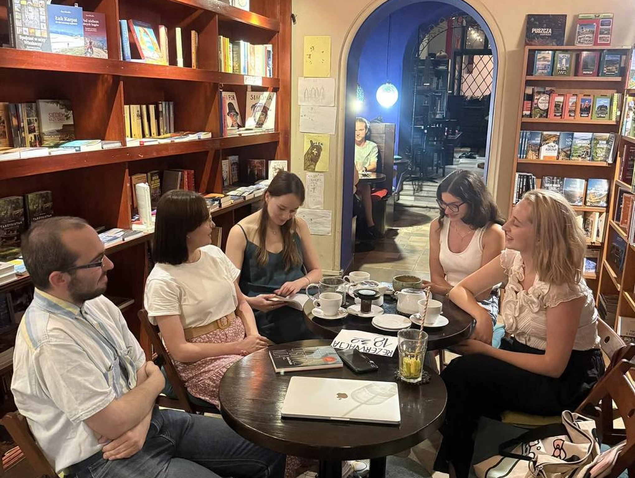 photo_2025-09-06_12-00-43_2040x1536_landscape